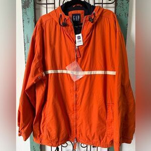 Gap Men’s Rain Hooded Jacket Coat Windbreaker Full Zipper Orange Size M. NWT